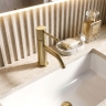 смеситель для умывальника Rea Lungo Diamond Low brushed gold (REA-B9843)